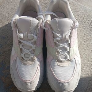 H&M White and Pink Sneakers